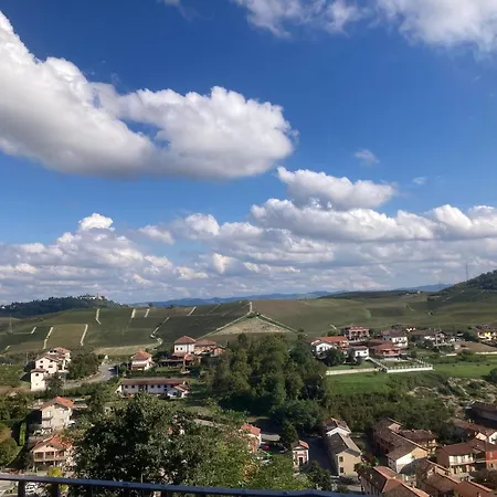 Casa Rossa Dolce Armonia Alojamento de Acomodação e Pequeno-almoço Castellinaldo